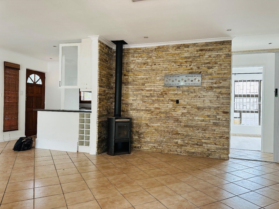 3 Bedroom Property for Sale in Parklands Western Cape